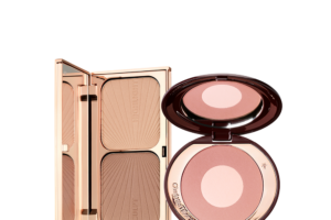 Bild von Charlotte Tilbury Bronzed, Blushing Beauty Kit – Magical Savings  Female Size: