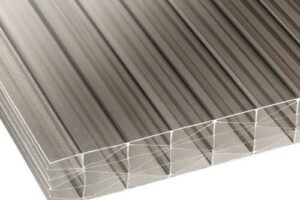 Bild von Marlon 25mm Bronze Opal Sevenwall Polycarbonate Roof Sheet – 3000mm x 2100mm Corotherm