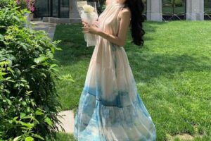 Bild von SHEIN Ombre Floral Print Sleeveless Midi Dress For Women,Casual Women Dresses Blue Women